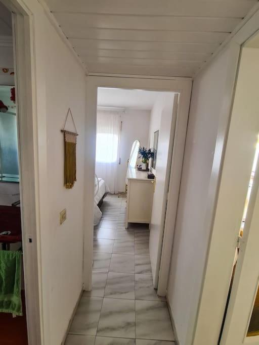 Nice Beachside 2-Bd Apt Near Barcelona Кунит Екстериор снимка